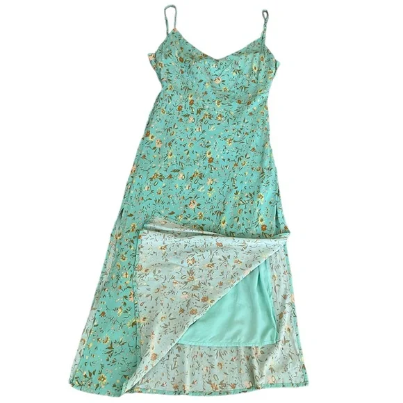 Hello Molly California Dreaming Midi Dress Green Dainty Ditzy Floral Sli… - Picture 4 of 16